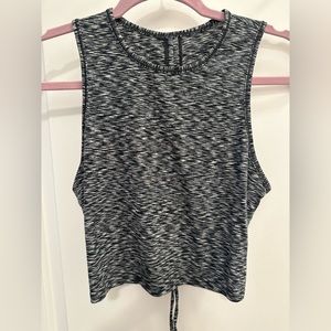 Lululemon scrunch muscle tee
